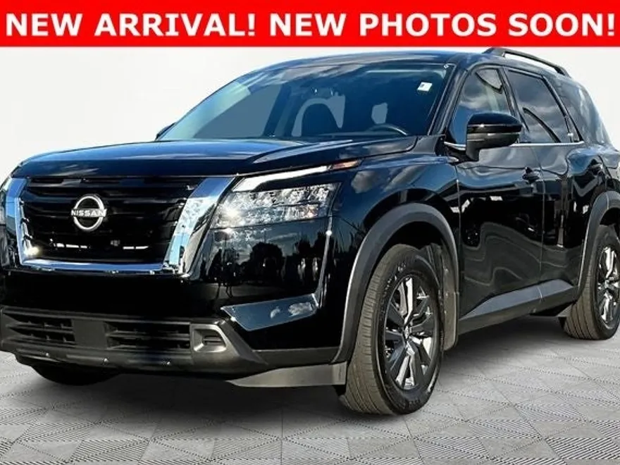 2024 Nissan Pathfinder SV photo 1