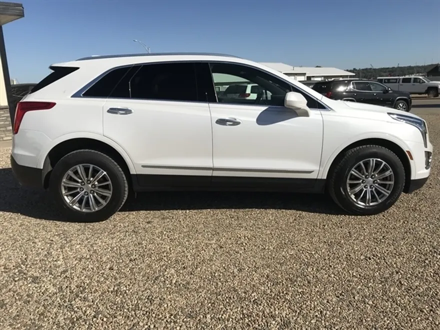 2019 Cadillac XT5 Luxury photo 1