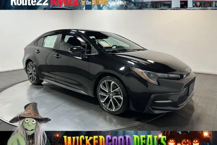 2021 Toyota Corolla SE photo 1