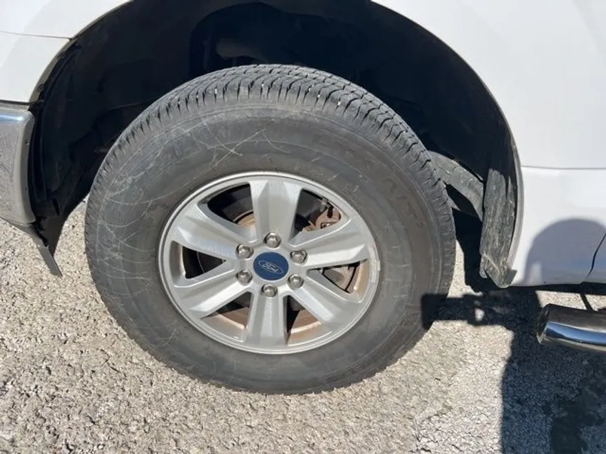 2020 Ford F-150 XLT photo 1