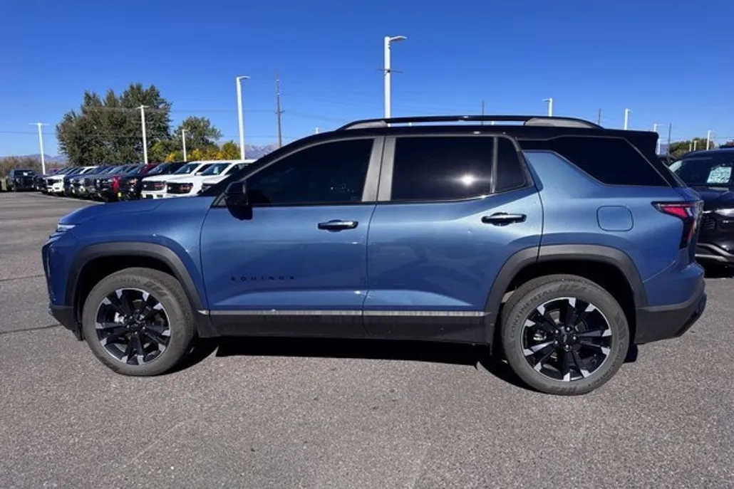 2025 Chevrolet Equinox RS photo 1