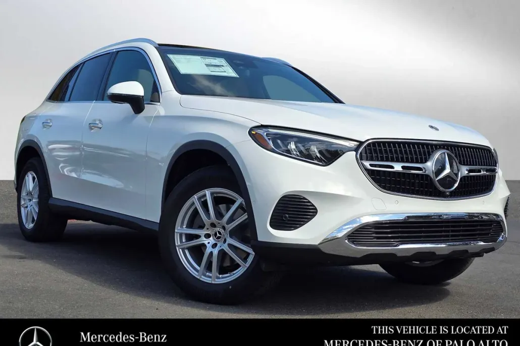 2026 Mercedes Benz GLC 300 photo 1