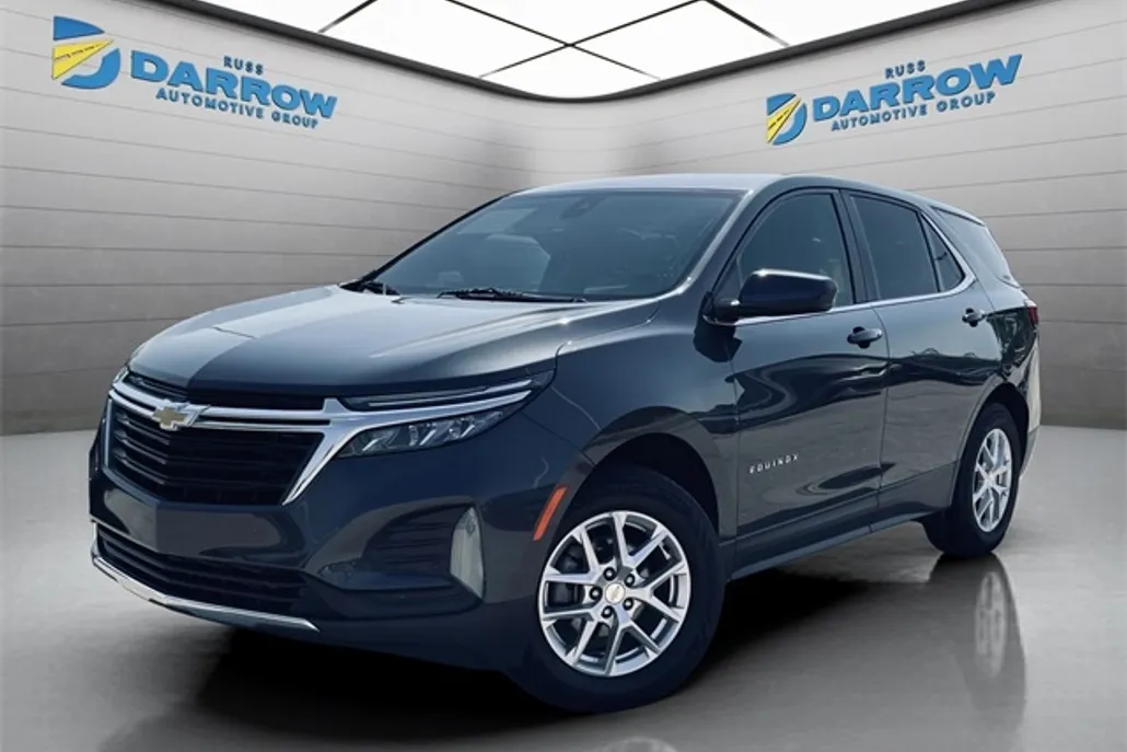 2023 Chevrolet Equinox LT photo 1