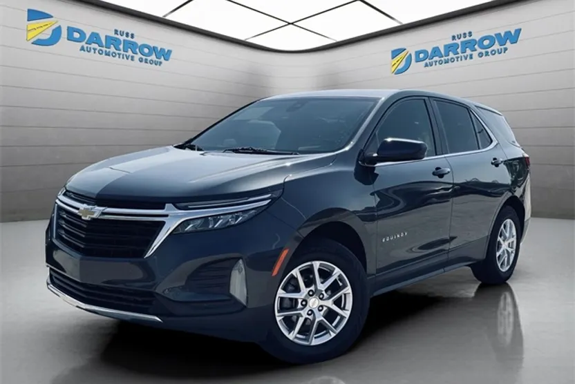 2023 Chevrolet Equinox LT photo 1