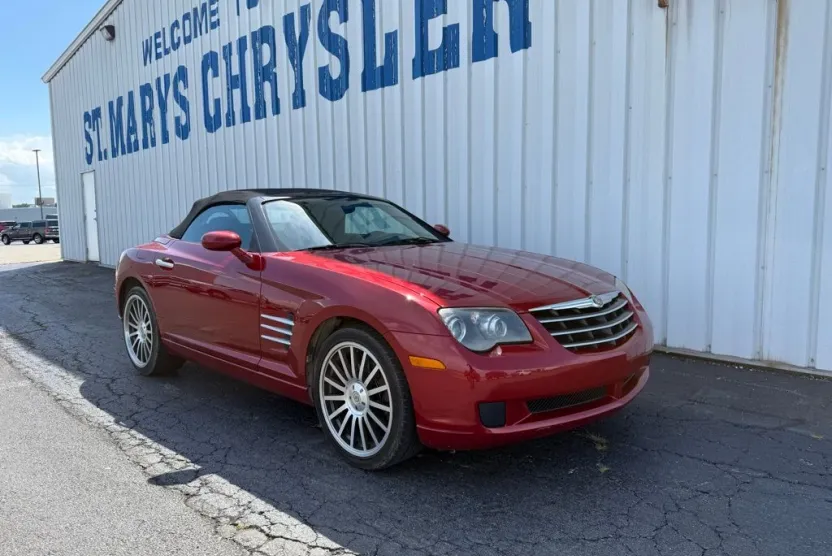 2005 Chrysler Crossfire Base photo 1