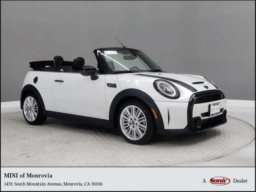 2023 Mini Cooper S Convertible photo 1