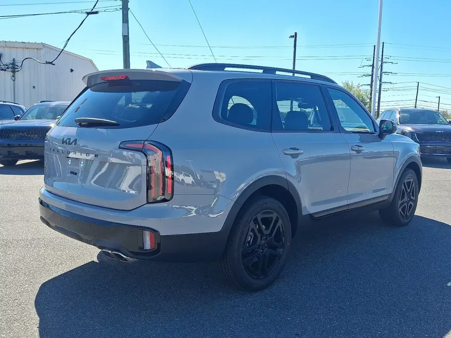 2025 Kia Telluride EX X-Line photo 1
