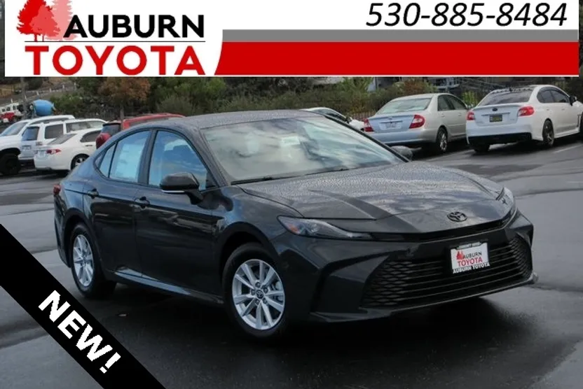 2026 Toyota Camry LE photo 1