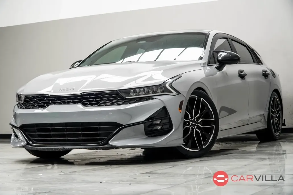 2023 Kia K5 GT photo 1