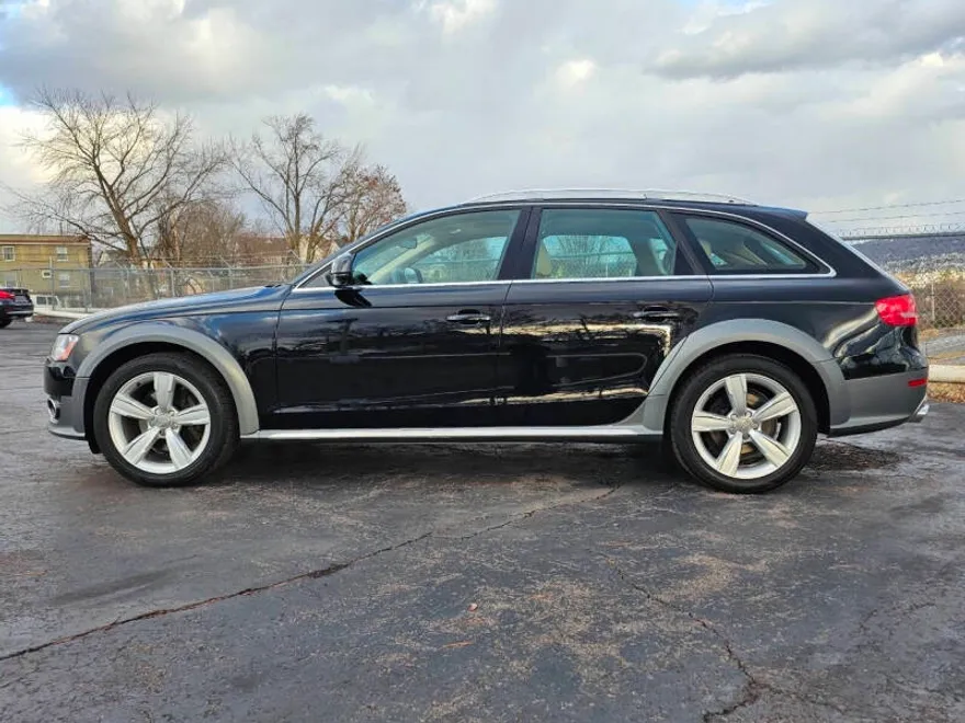 2013 Audi A4 Allroad Quattro Premium photo 1