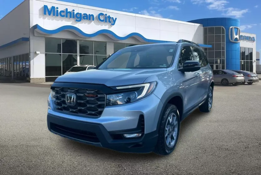 2022 Honda Passport TrailSport photo 1