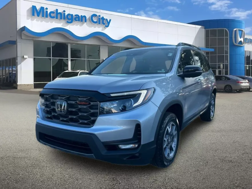 2022 Honda Passport TrailSport photo 1