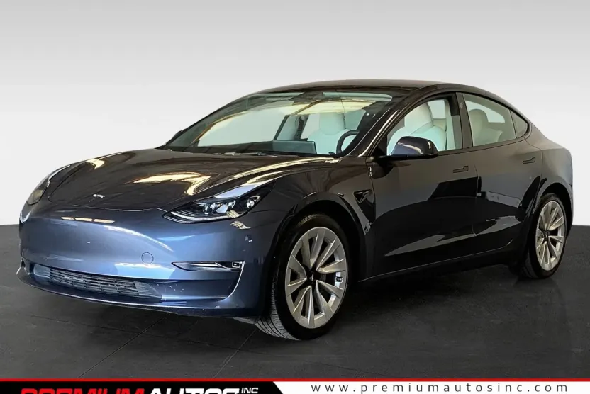 2023 Tesla Model 3 photo 1