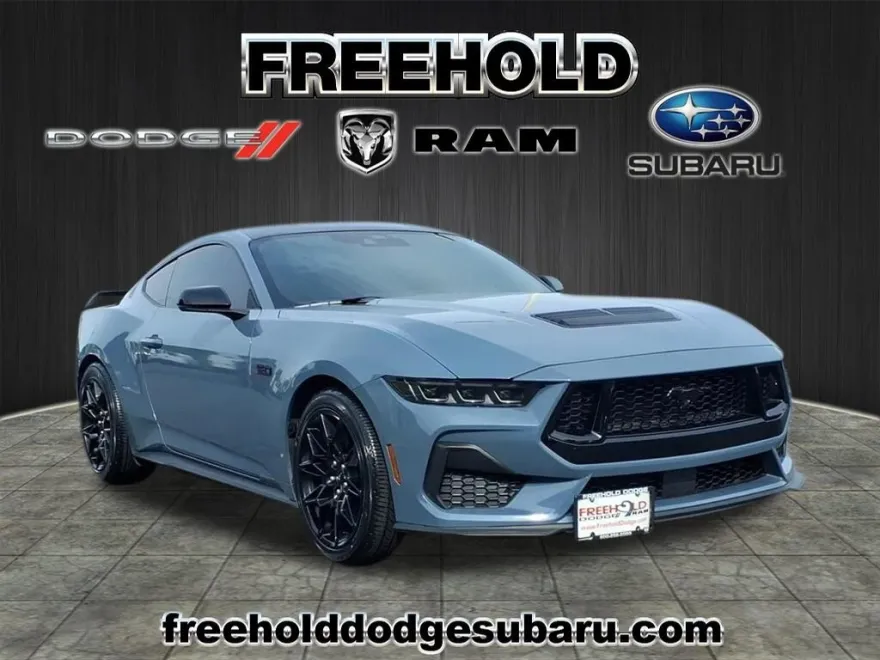 2024 Ford Mustang GT Premium photo 1