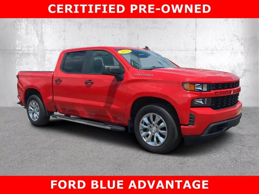2022 Chevrolet Silverado 1500 Custom photo 1