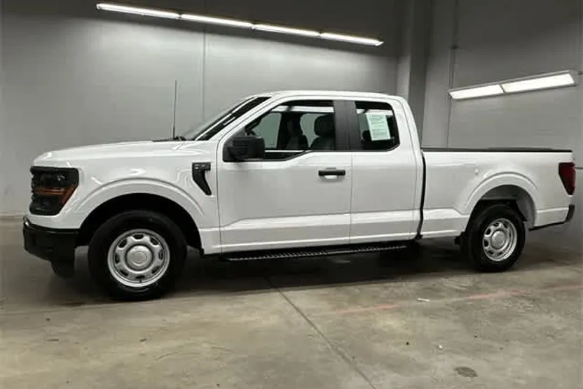 2024 Ford F-150 XL photo 1