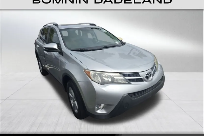 2013 Toyota RAV4 XLE photo 1