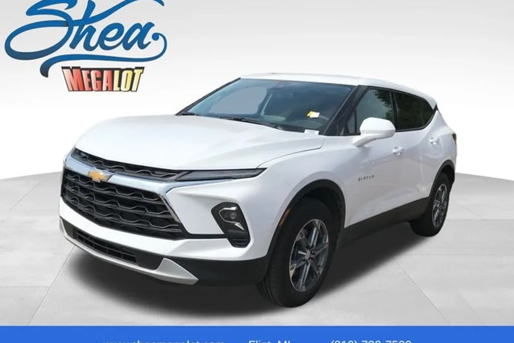 2025 Chevrolet Blazer 2LT photo 1