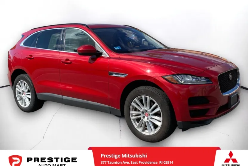 2018 Jaguar F-PACE Prestige photo 1
