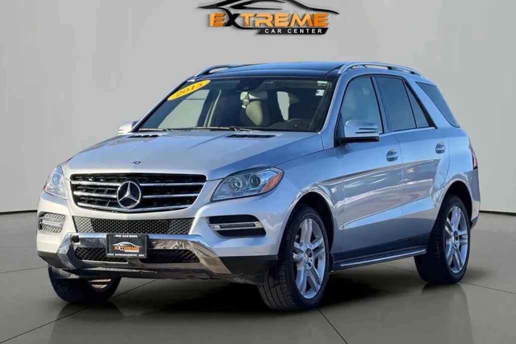2015 Mercedes Benz ML 4MATIC photo 1