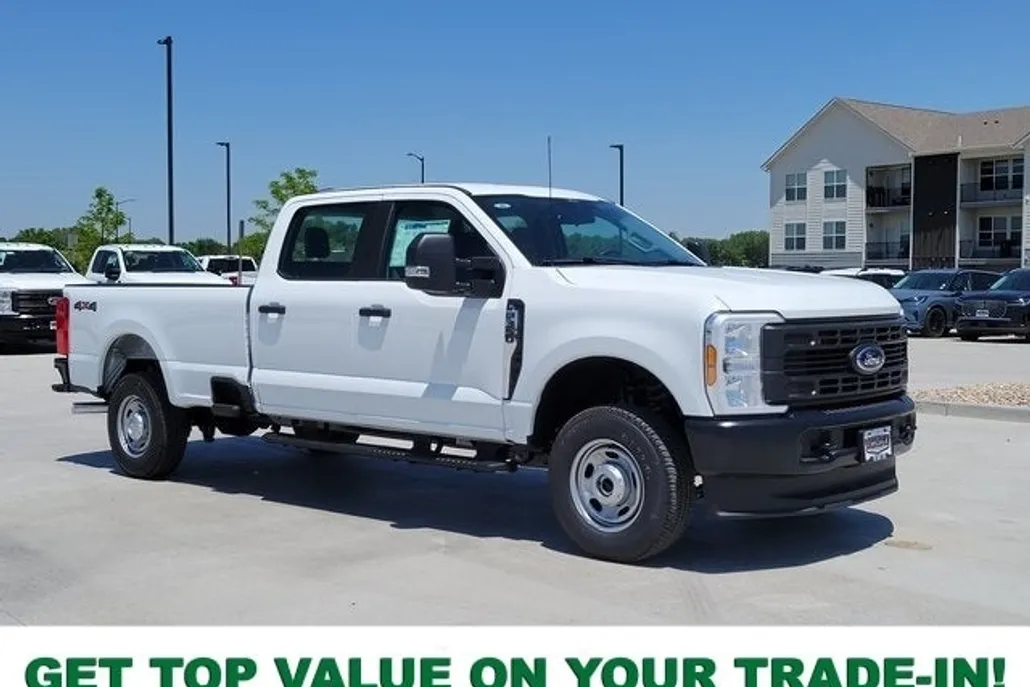 2025 Ford F-350 XL photo 1