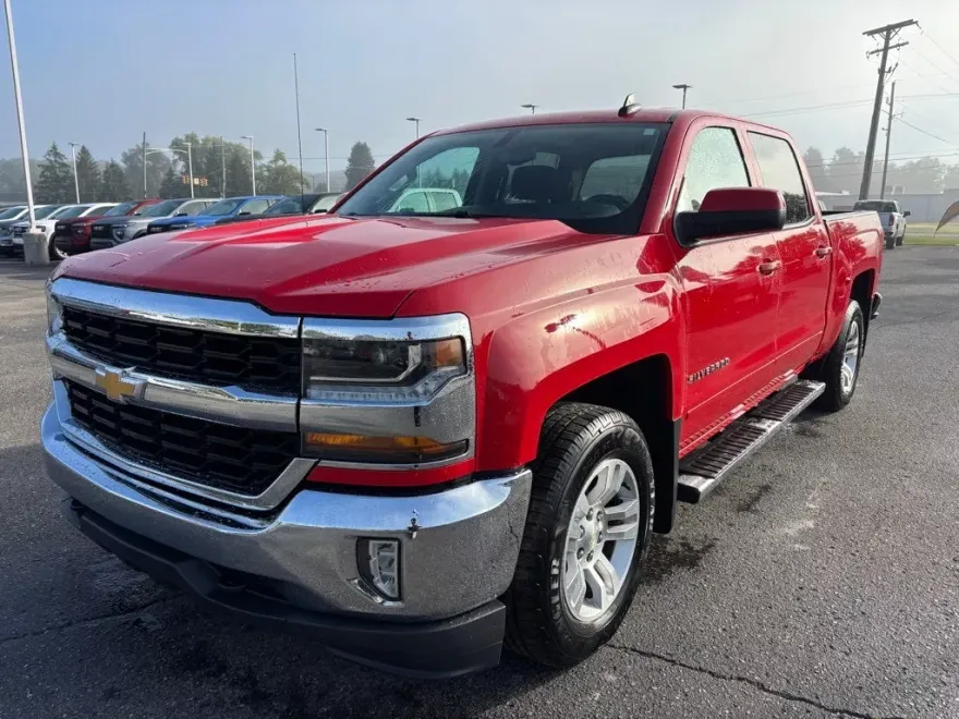 2018 Chevrolet Silverado 1500 LT1 photo 1