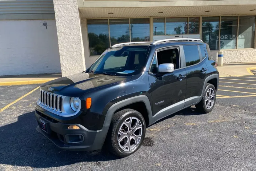 2016 Jeep Renegade Limited photo 1