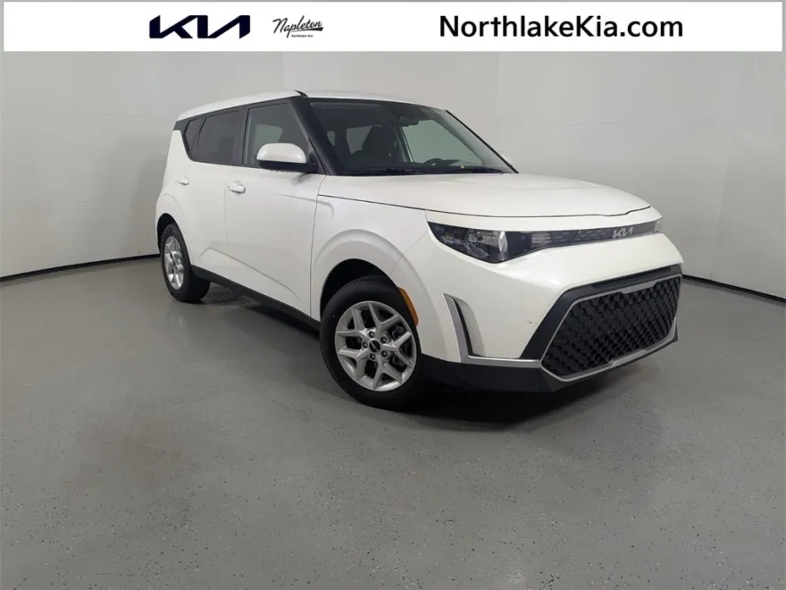 2025 Kia Soul S photo 1