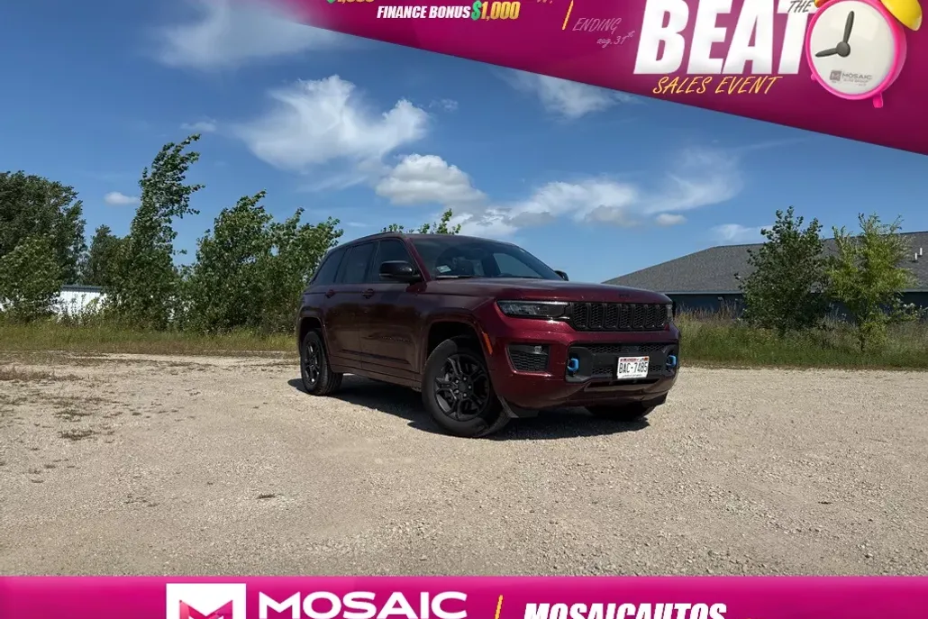 2025 Jeep Cherokee 4xe Base photo 1