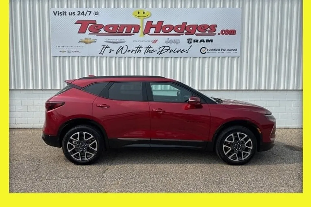 2023 Chevrolet Blazer RS photo 1