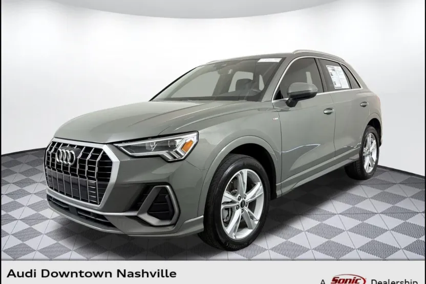 2022 Audi Q3 S line Premium Plus 45 TFSI photo 1