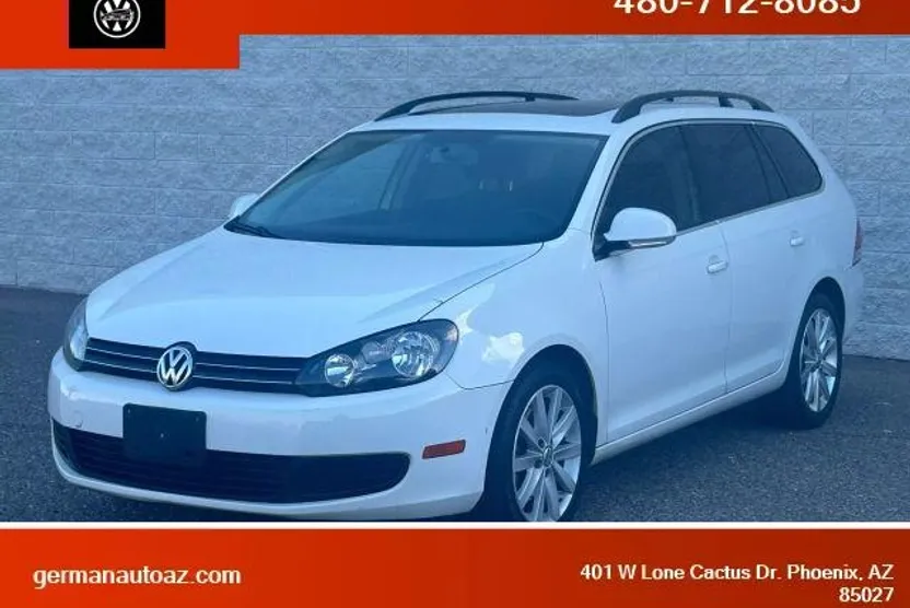 2012 Volkswagen Jetta SportWagen TDI Sport photo 1