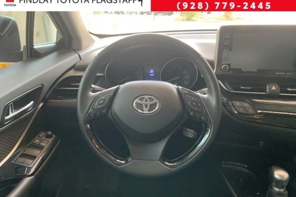 2022 Toyota C-HR Limited photo 1