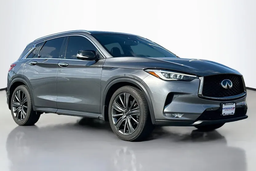 2020 Infiniti QX50 Essential AWD photo 1