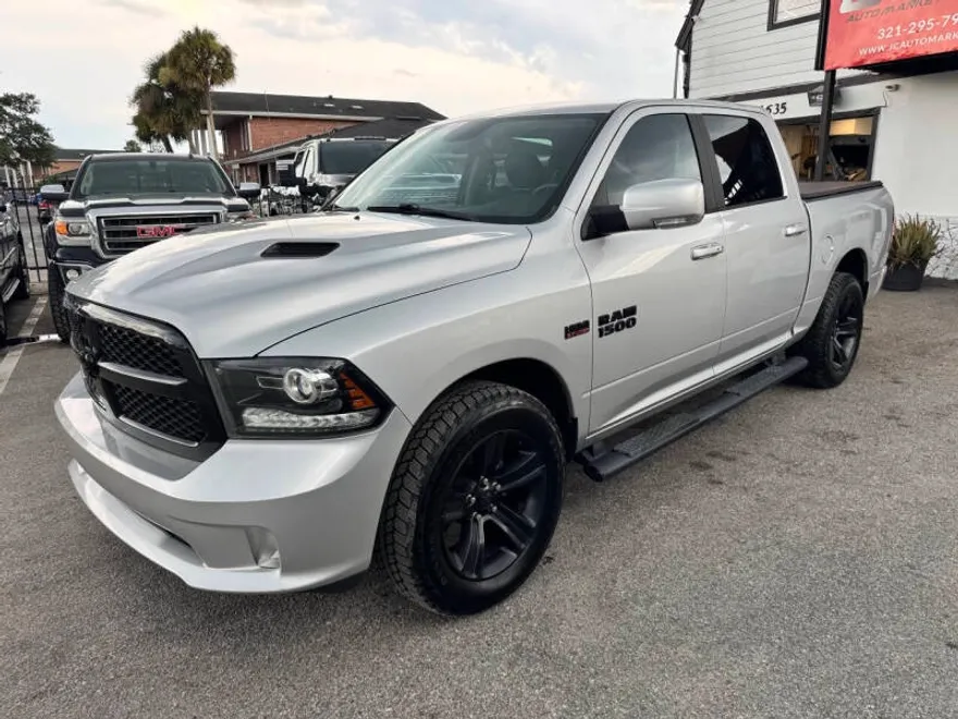 2018 Ram 1500 Sport photo 1