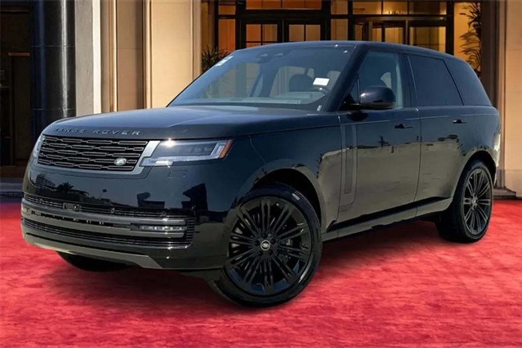 2025 Land Rover Range Rover SE photo 1
