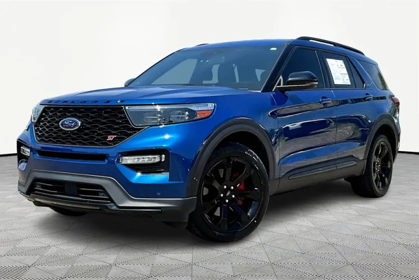 2022 Ford Explorer ST photo 1