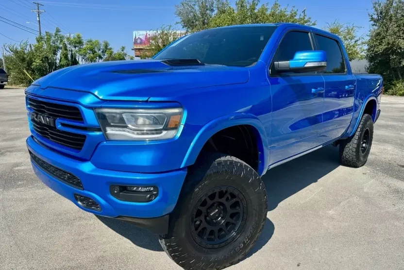 2021 Ram 1500 Laramie photo 1