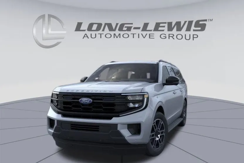 2025 Ford Expedition MAX photo 1