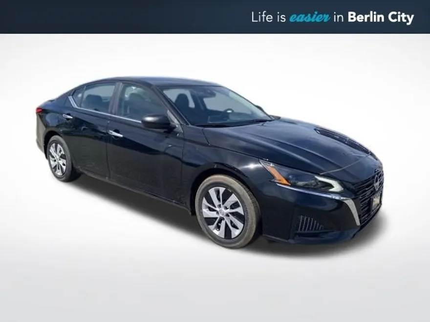 2025 Nissan Altima 2.5 S photo 1