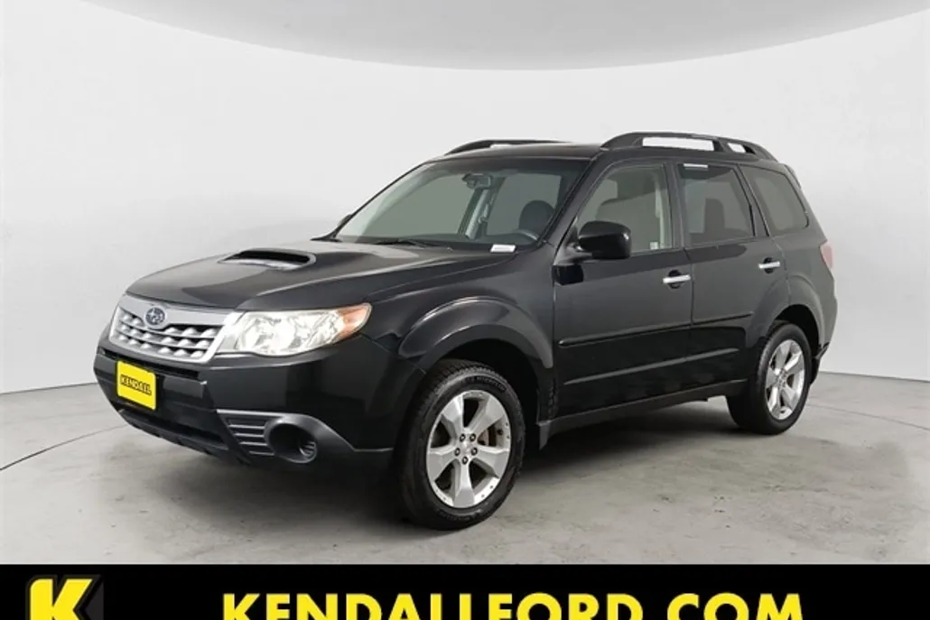 2013 Subaru Forester 2.5XT Premium photo 1
