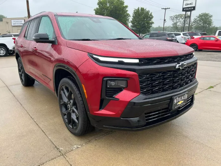 2024 Chevrolet Traverse RS photo 1