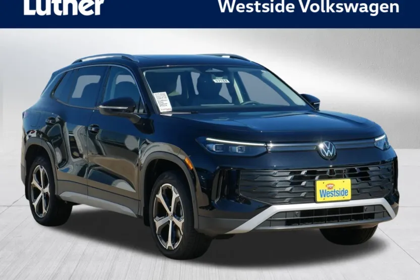 2025 Volkswagen Tiguan SE photo 1
