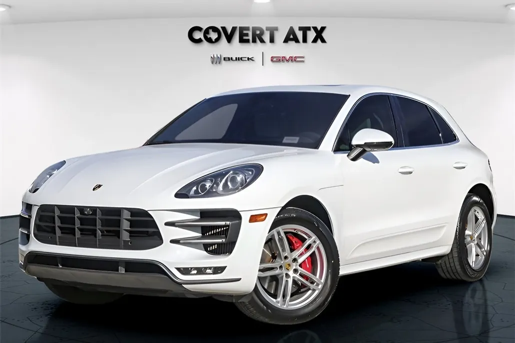 2016 Porsche Macan Turbo photo 1