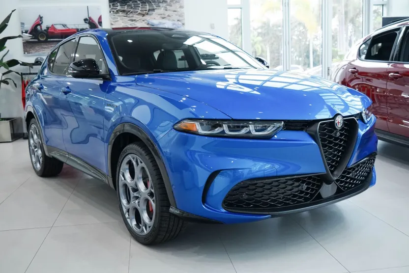 2024 Alfa Romeo Tonale Veloce photo 1