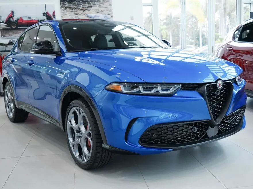 2024 Alfa Romeo Tonale Veloce photo 1
