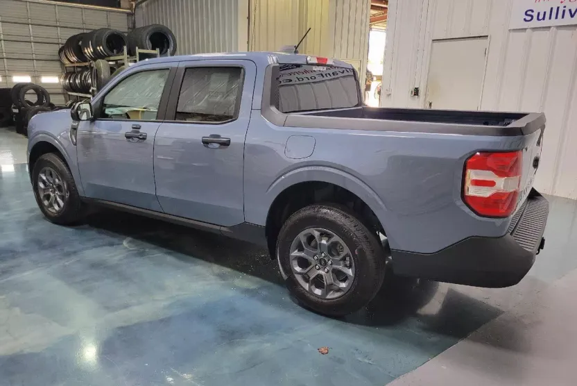 2025 Ford Maverick XLT photo 1