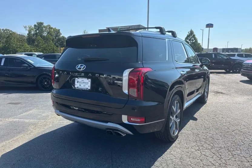 2022 Hyundai Palisade Limited photo 1