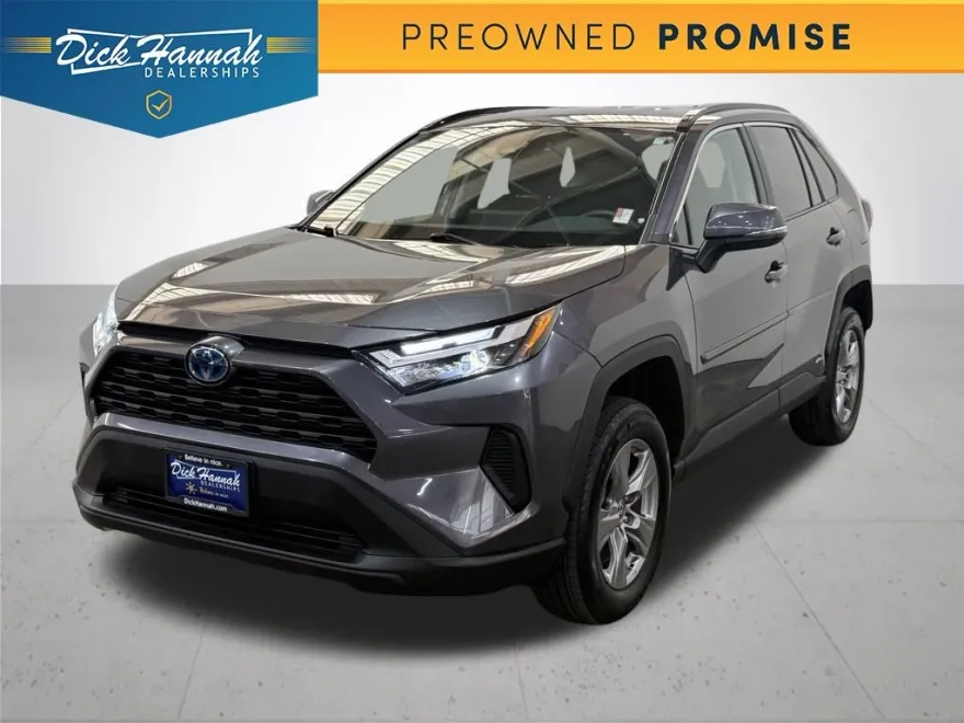 2024 Toyota RAV4 Hybrid LE photo 1