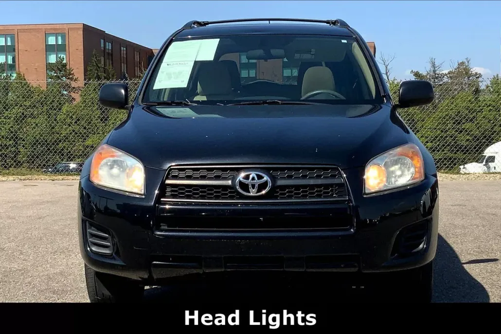 2012 Toyota RAV4 photo 1